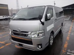 Toyota HiAce 2021 Silver