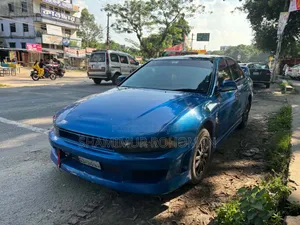 মিতসুবিশি এল২০০ ২০০৫ নীল