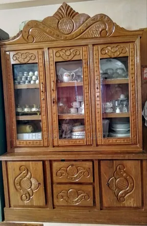 Showcase Original Mahogany Wood Very Good