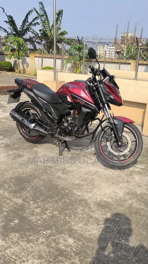 হোন্ডা এক্স-ব্লেড ১৬০ ২০২০ রেড