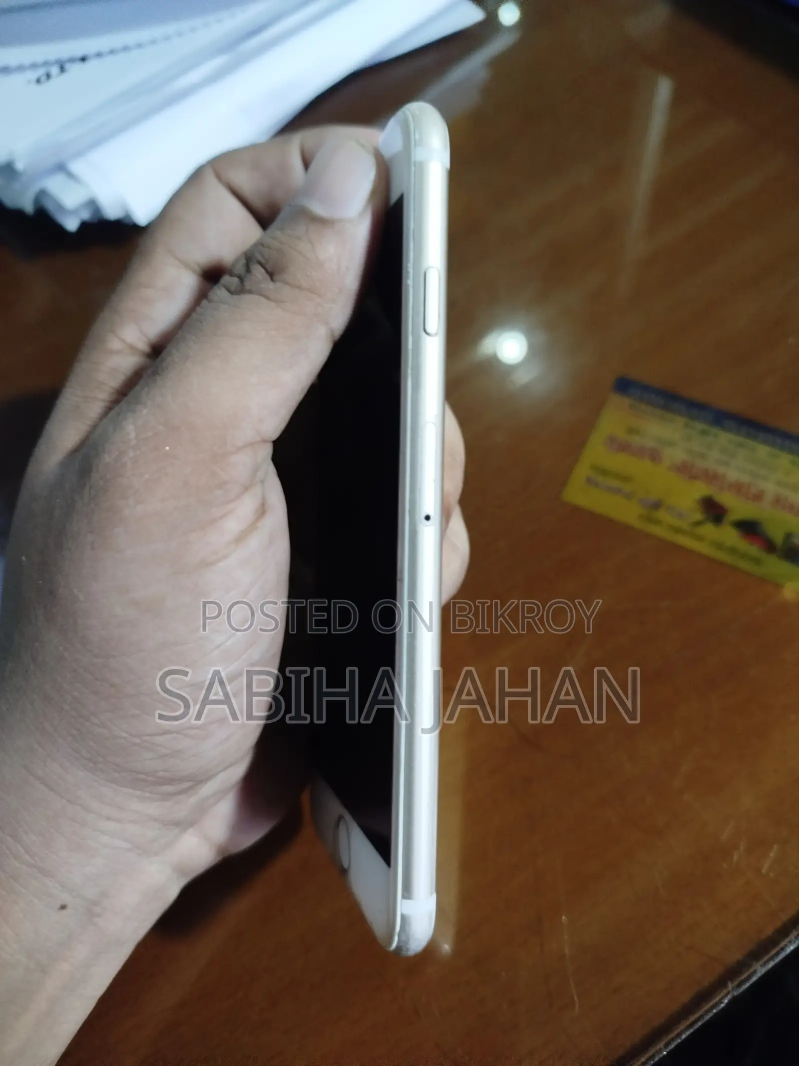 Apple iPhone 6s 64 GB Gold