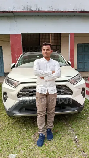 সৎ ও পরিশ্রমি, সকল কাজেই পারদর্শী Pa. হিসেবে কাজে অসাধারণ অভিজ্ঞতা আছে