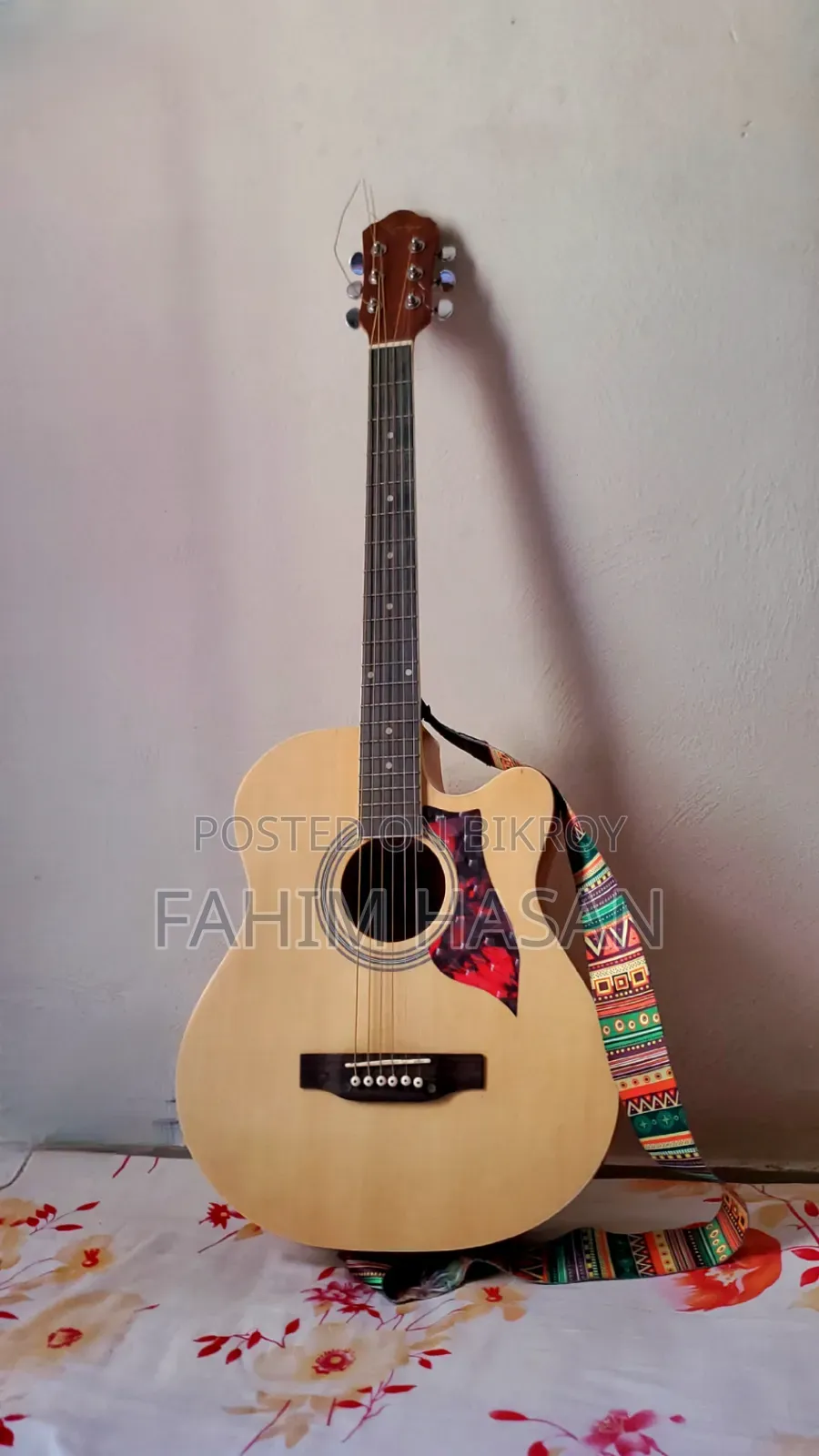 স্মাইগার ৪০৪০ অ্যাকোস্টিক গিটার