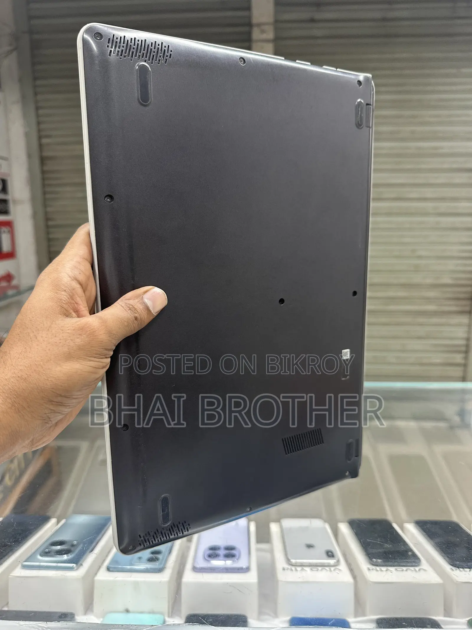 ল্যাপটপ আসুস ভিভুবুক ১৫ ১৬জিবি ইন্টেল কোর আই৫ এসএসডি ১২৮জিবি