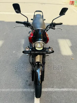 Bajaj Avenger 160 Street 2021 Red