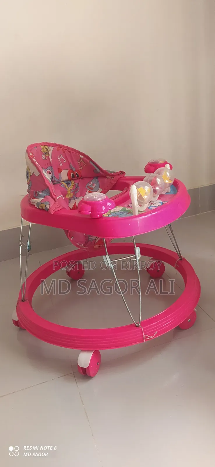 Baby walking toy