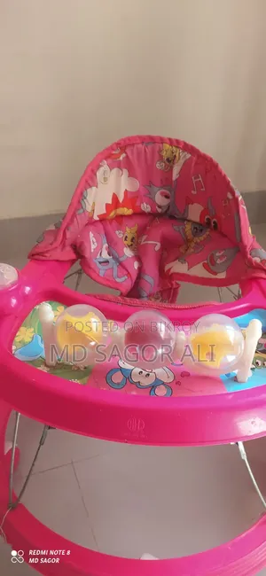 Baby walking toy