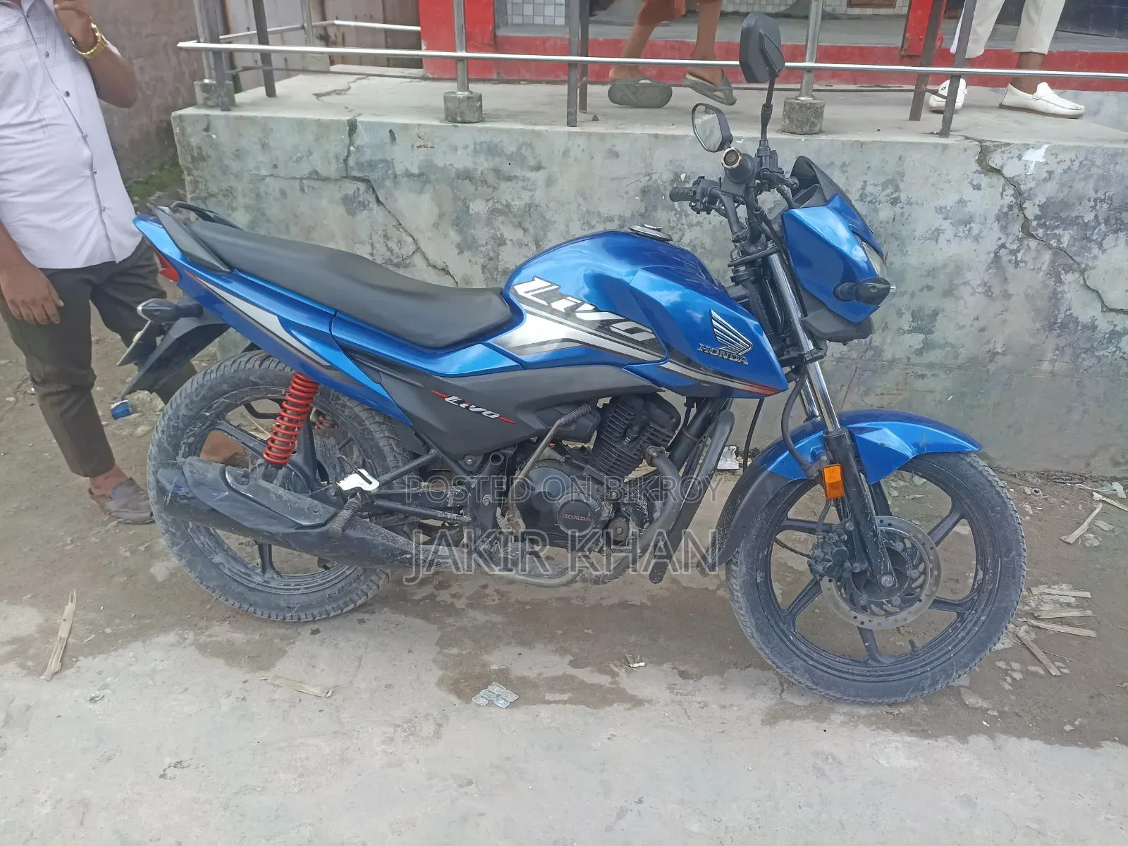 হোন্ডা লিভো ২০১৮ নীল