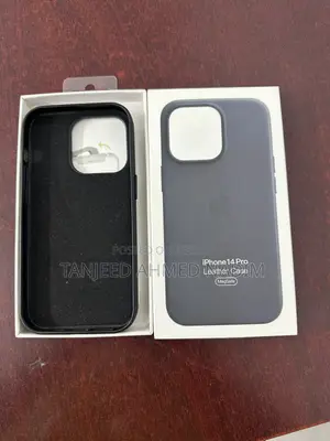 Apple Leather Case MagSafe for iPhone 14 Pro