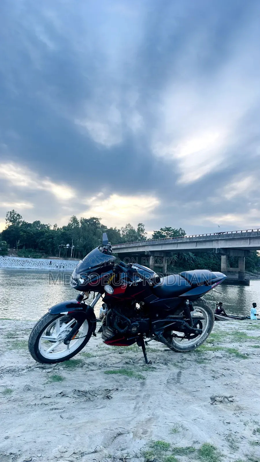 Bajaj Pulsar 150 2023 Black