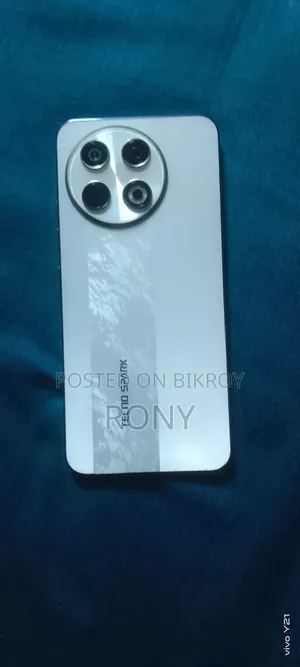Tecno Spark 30 Pro 128 GB White
