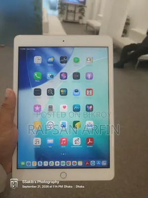 Apple iPad 10.2 (2021) 32 GB Silver