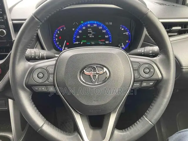নতুন টয়োটা করোল্লা ২০২২ পার্ল