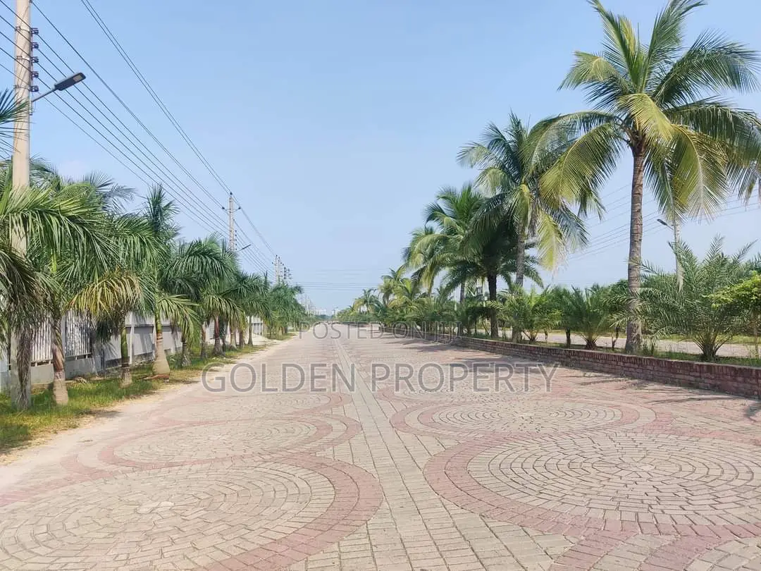 Ready Plot Sale at Bashundhara Residential Housing