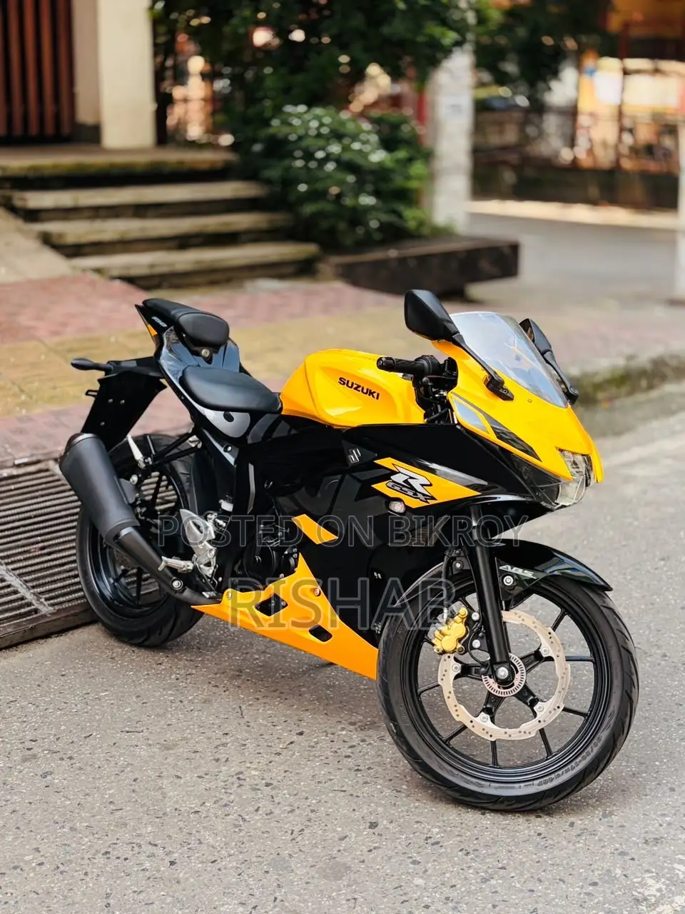 Suzuki GSX-R150 2026 হলুদ