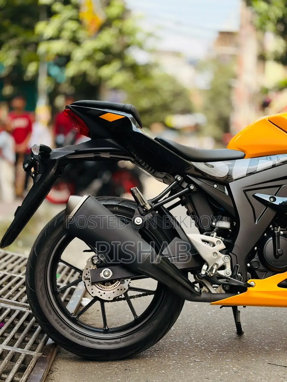 Suzuki GSX-R150 2026 হলুদ