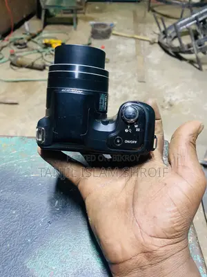 Nikon Coolpix L100