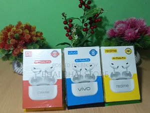TWS Bluetooth Earbuds