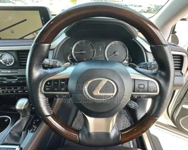 Toyota Lexcen 2021 Pearl