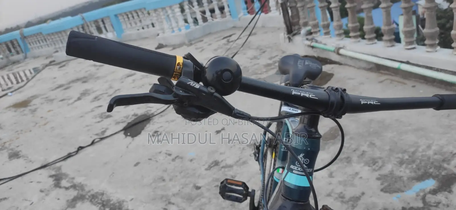 বিকிரியের জন্য রকরাইডার সাইকেল