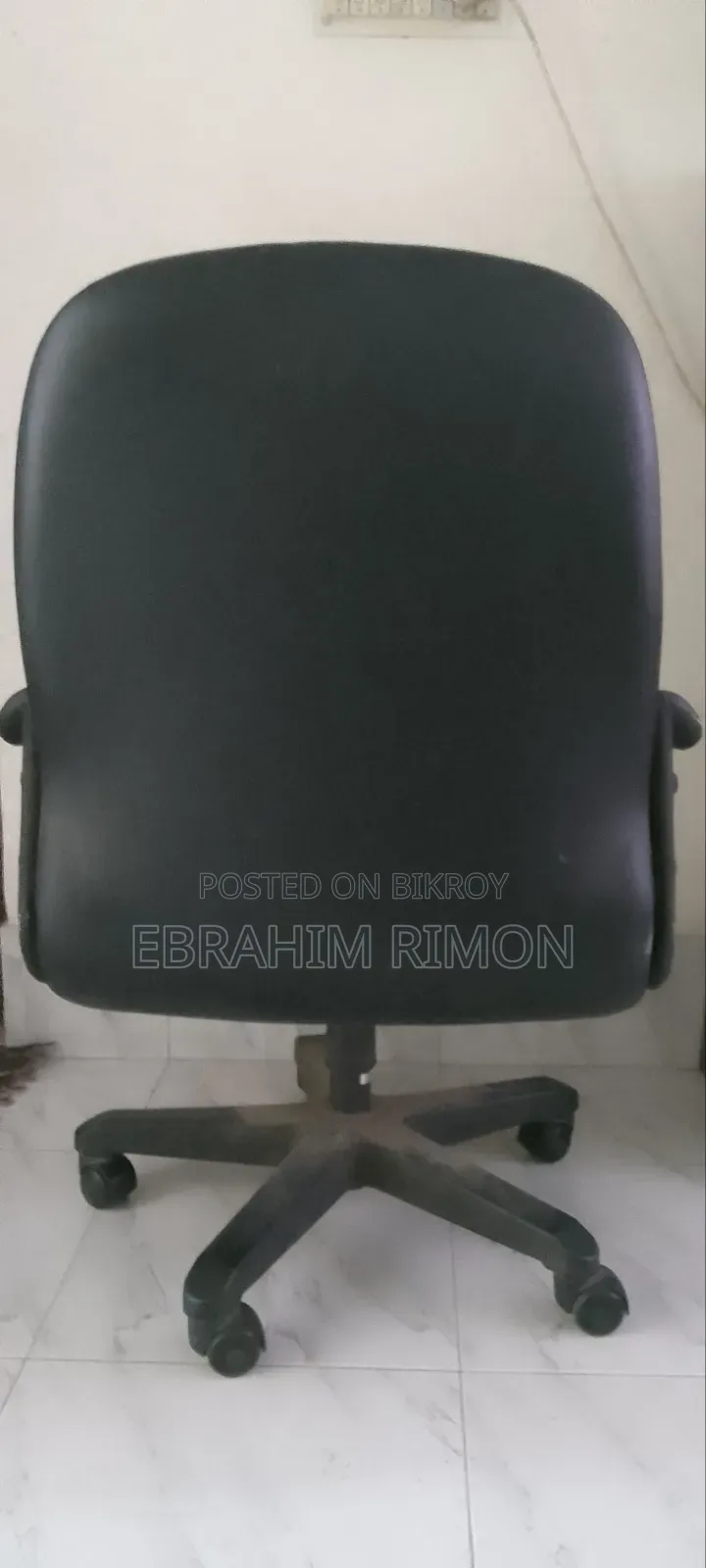 Otobi Executive Chair