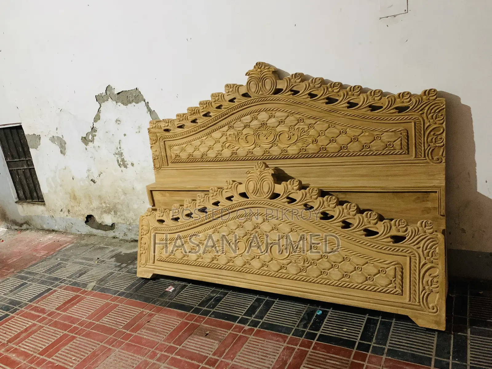 Bed for Sale 6x7 Feet