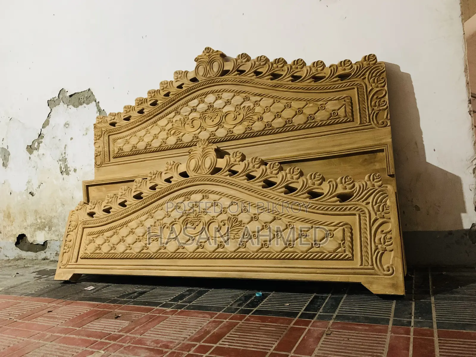 Bed for Sale 6x7 Feet