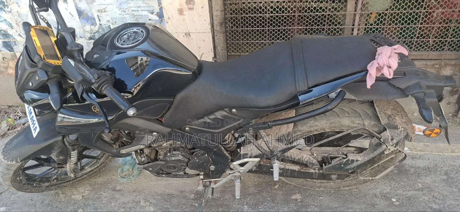 ইয়ামাহা এমটি-১৫ ২০২৩ কালো