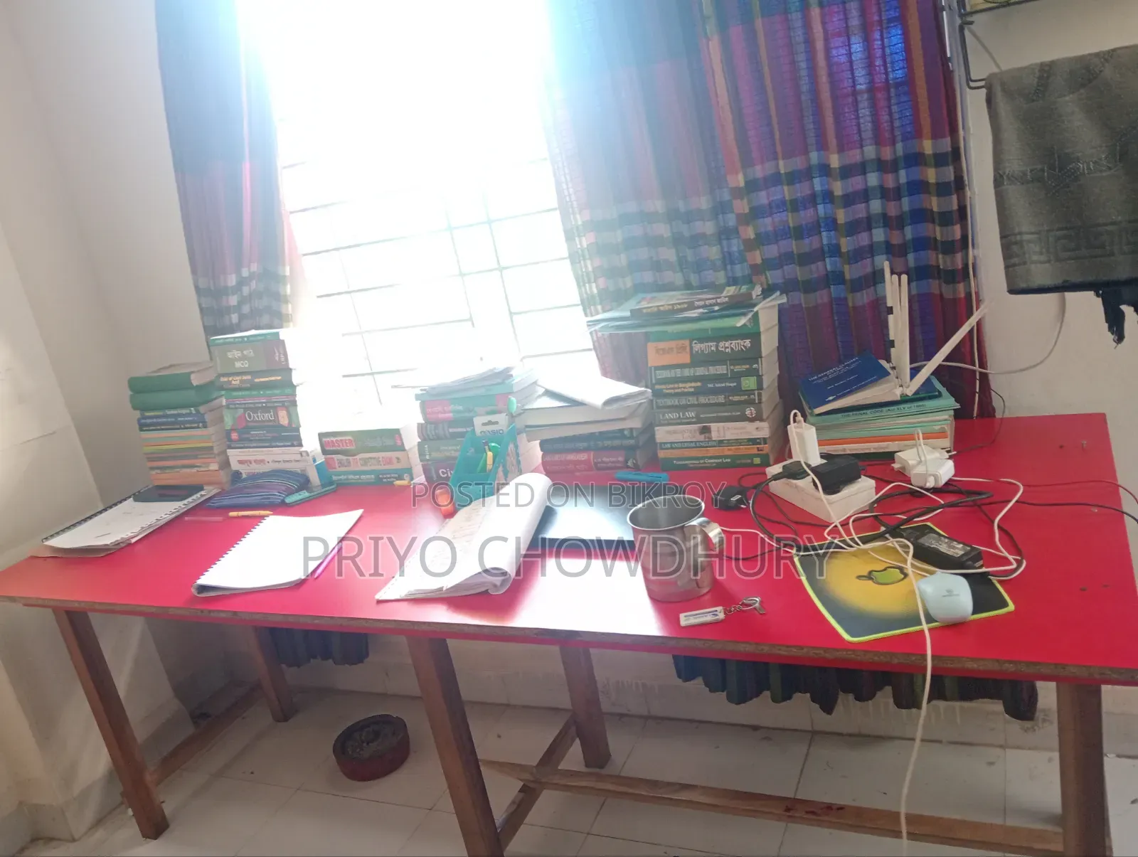 Reading / Packaging Table