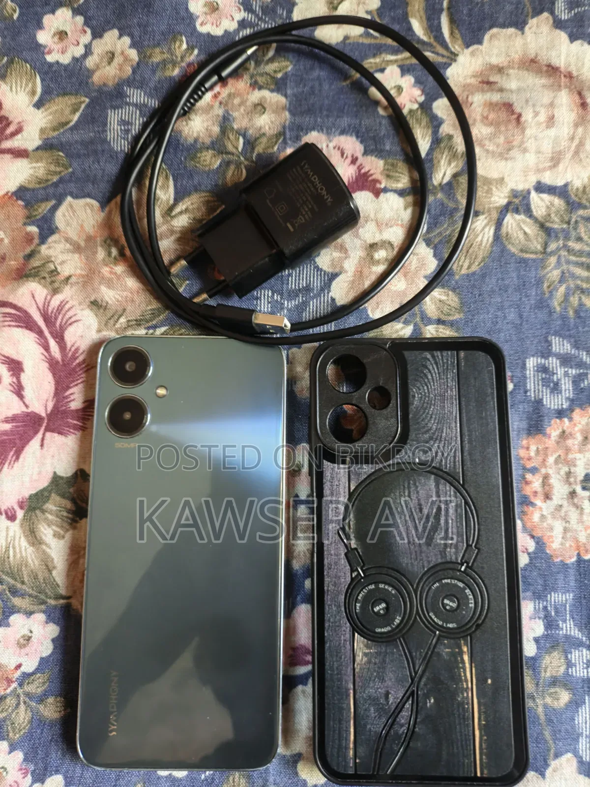 Symphony Z60 Plus 128 GB Blue