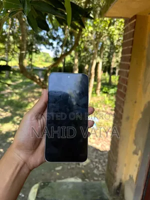 নতুন ইনফিনিক্স হট ৭০ ১২৮ জিবি সাদা