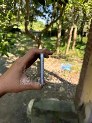 নতুন ইনফিনিক্স হট ৭০ ১২৮ জিবি সাদা