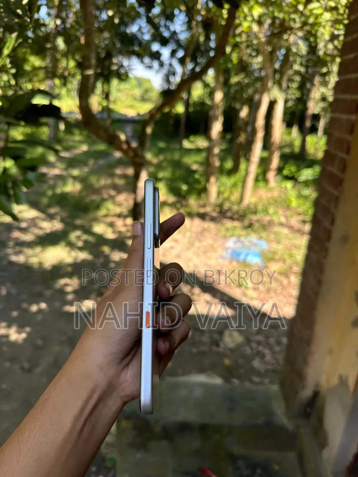 নতুন ইনফিনিক্স হট ৭০ ১২৮ জিবি সাদা