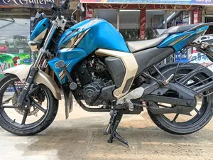 Yamaha FZ 2018 Green