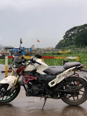 রানার বোল্ট ১৬৫আর ২০২১ সাদা