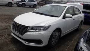 Toyota Premio 1.5 FWD 2021 Pearl