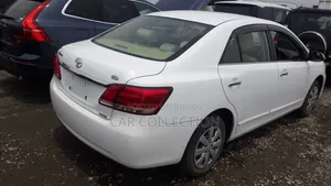 Toyota Premio 1.5 FWD 2021 Pearl