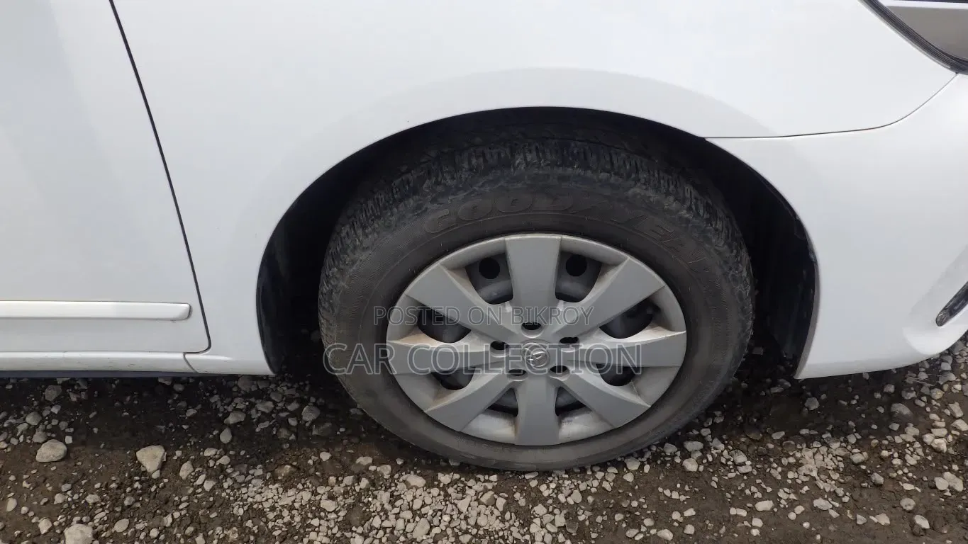 Toyota Premio 1.5 FWD 2021 Pearl