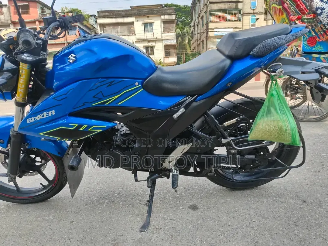 সুজুকি গিক্সার ২০২১ ব্লু