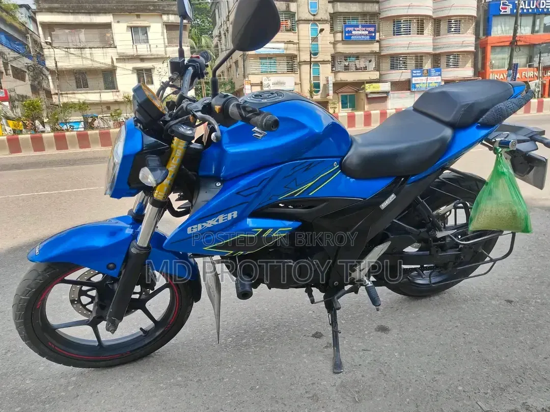 সুজুকি গিক্সার ২০২১ ব্লু
