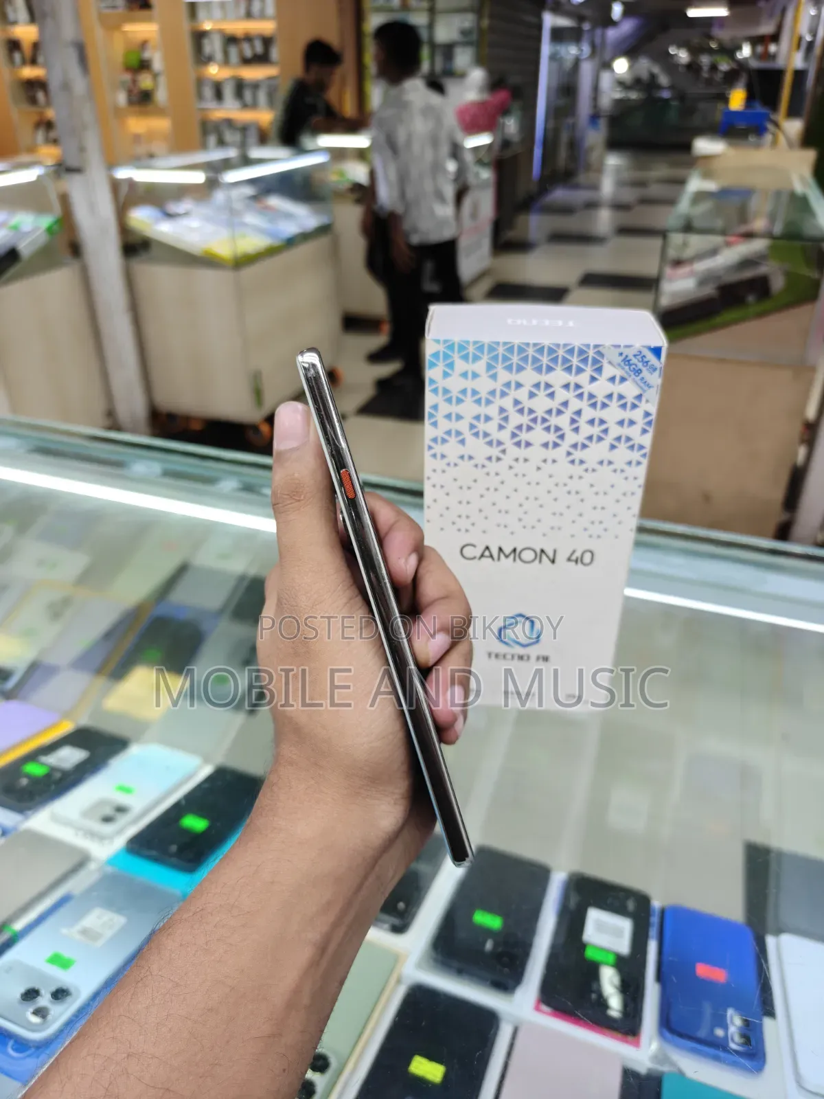 Tecno Camon 40 256 GB Silver