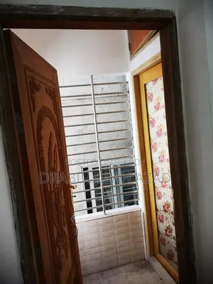 গুলশানের আজাদ প্রোপার্টিসে ২ বেডরুমের অ্যাপার্টমেন্ট বিক্রয়ের জন্য