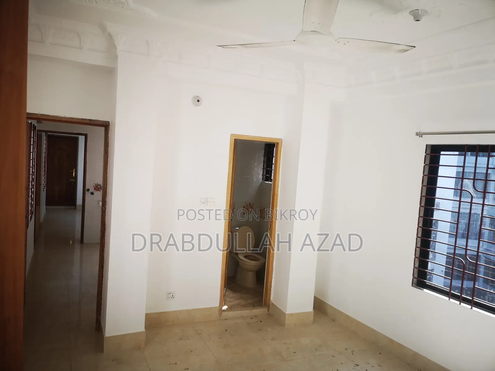 গুলশানের আজাদ প্রোপার্টিসে ২ বেডরুমের অ্যাপার্টমেন্ট বিক্রয়ের জন্য