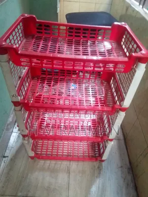 র‍্যাক ৪ তলা বিশিষ্ট