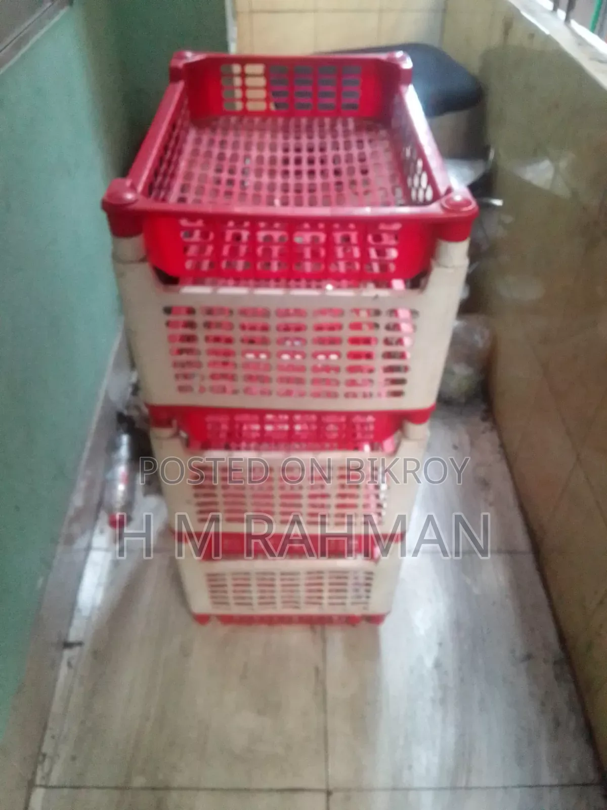 র‍্যাক ৪ তলা বিশিষ্ট