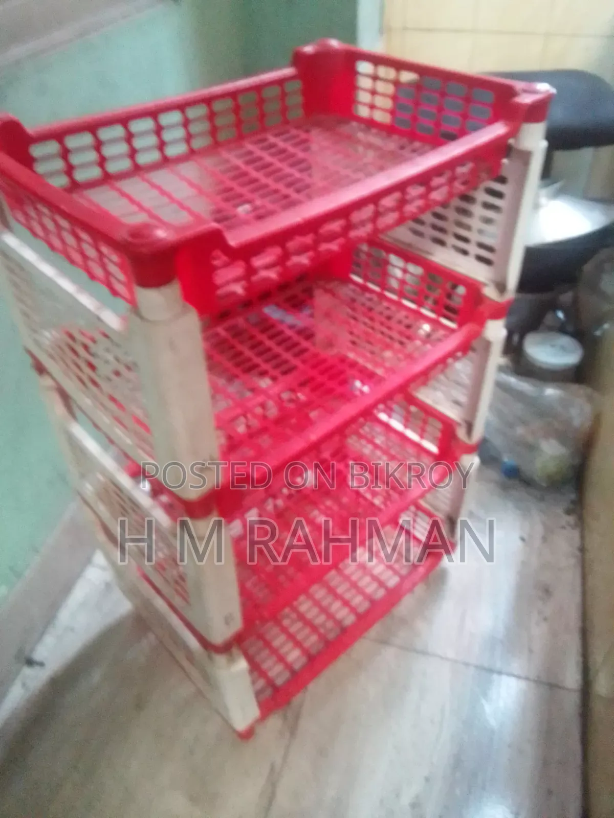 র‍্যাক ৪ তলা বিশিষ্ট