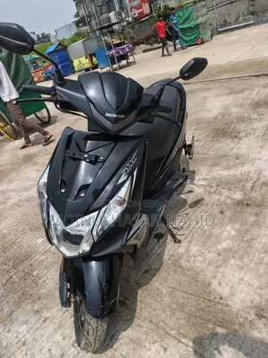 হোন্ডা ডিও ২০২০ কালো