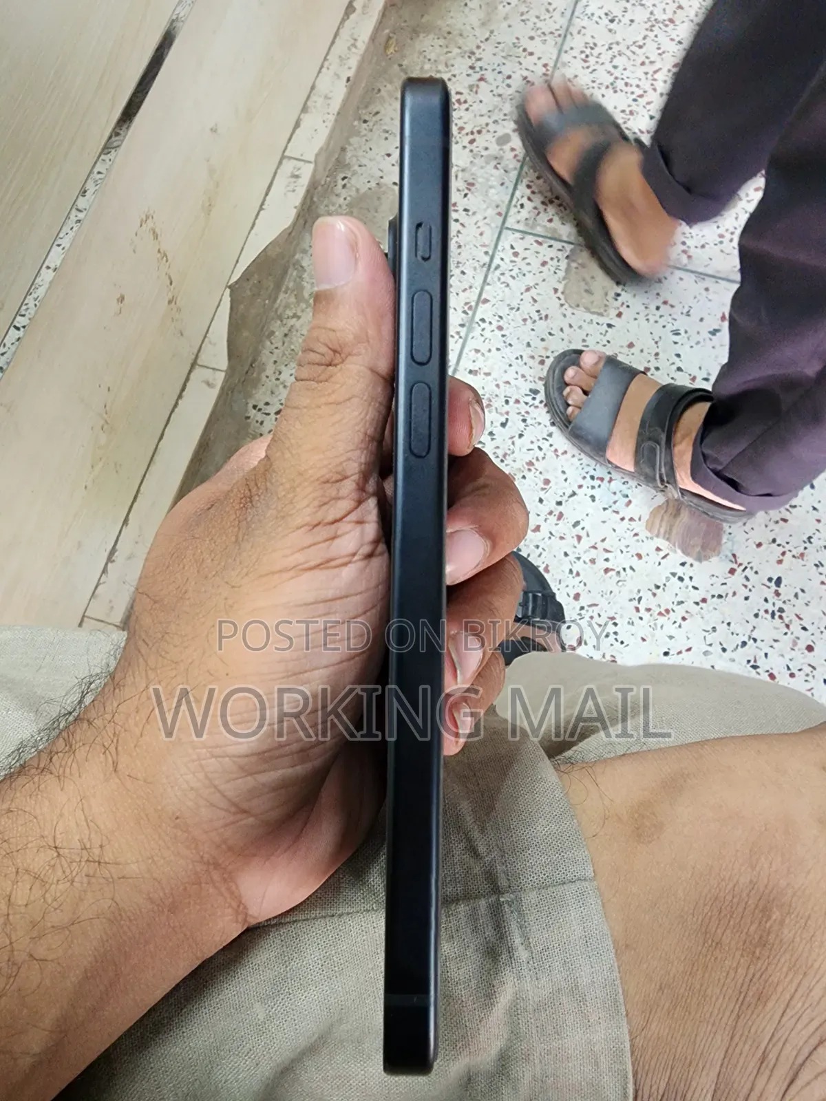 অ্যাপল আইফোন ১৫ প্লাস ১২৮ জিবি কালো