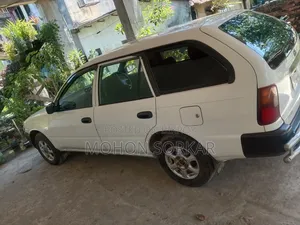 Toyota Corolla 2002 White