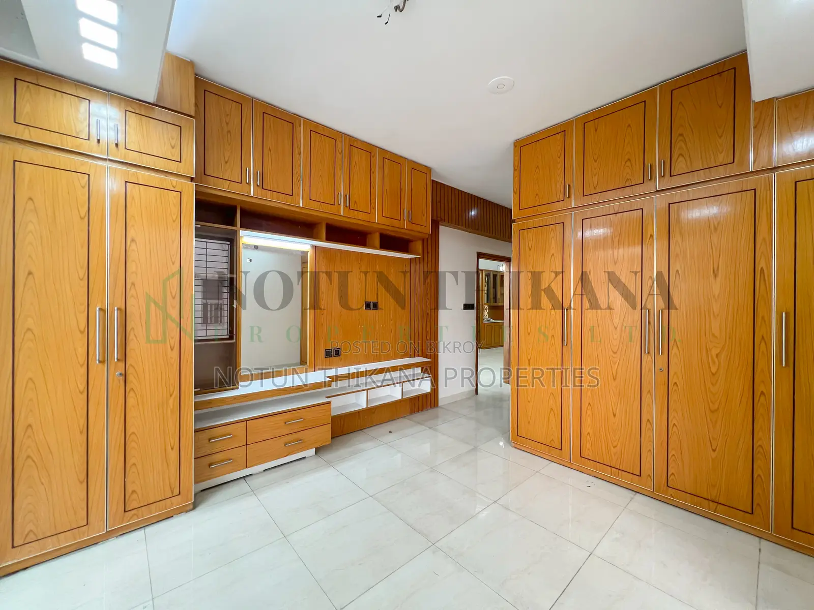 3 Bedroom Apartment in Basundhara for rent